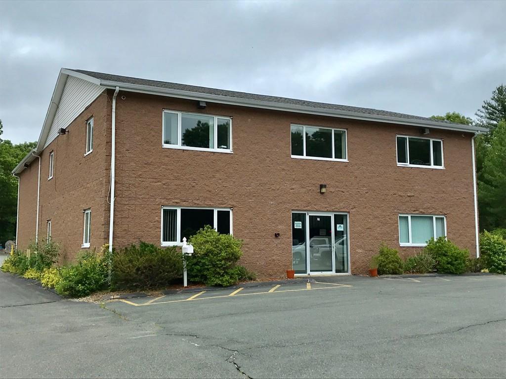 27 Eastman St - Photo 1
