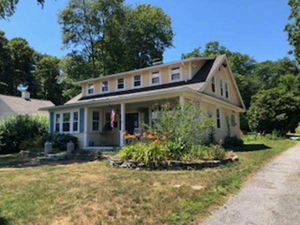 351 Seaview Ave - Photo 1