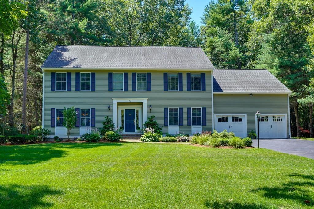 17 Run Brook Circle - Photo 1