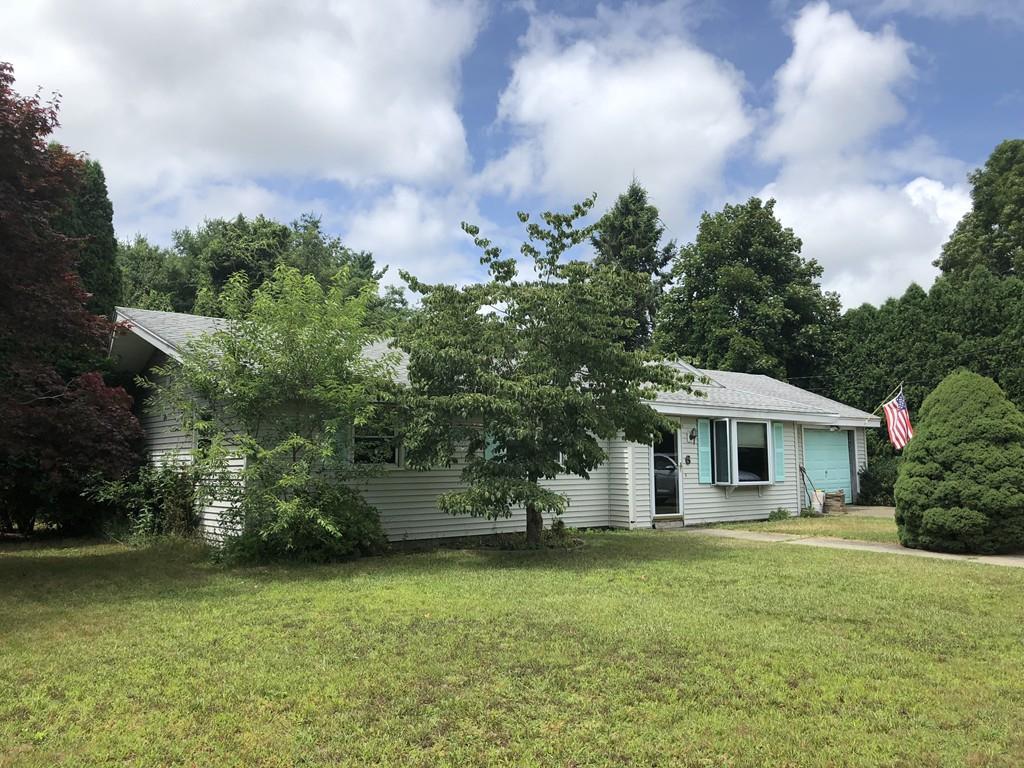 6 Andre Avenue - Photo 1