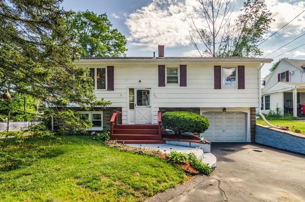 293 Thompson Rd - Photo 1