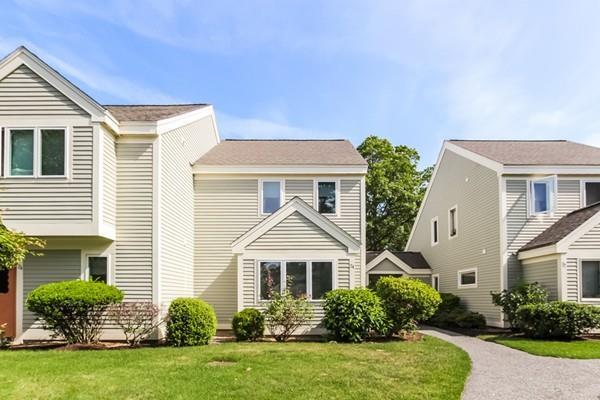 74 Howland Circle - Photo 1