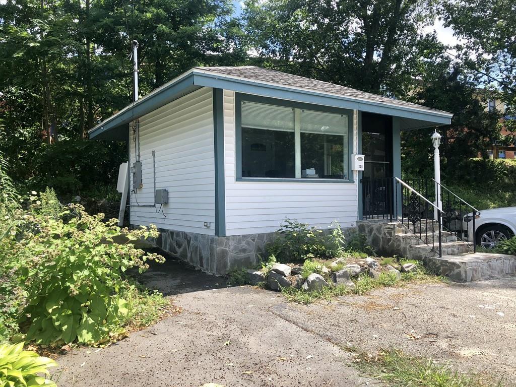 238 Lexington Street - Photo 1