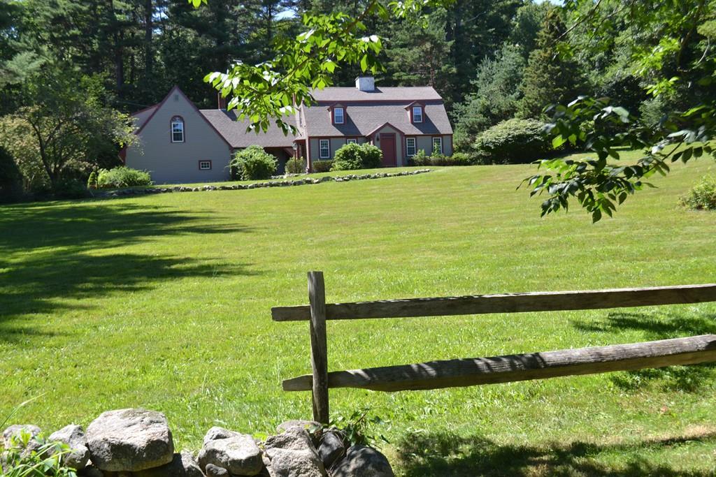 129 Pine Street - Photo 1