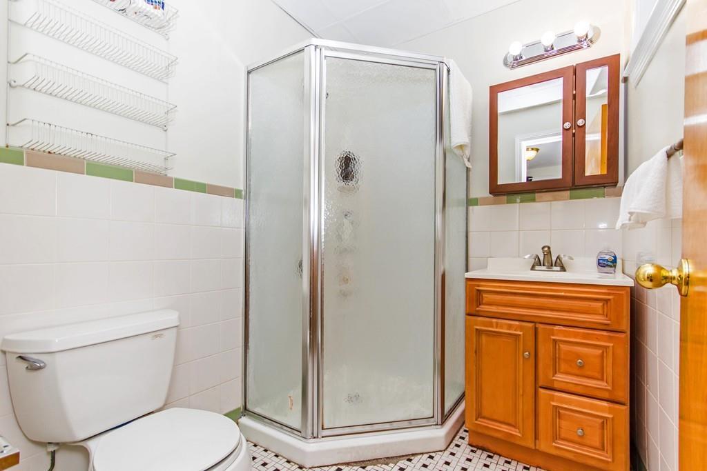 106 Tyler St - Photo 1