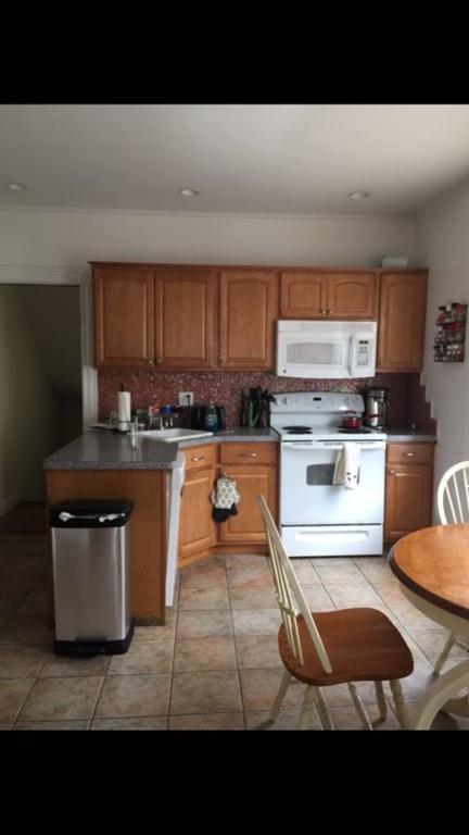 78 Elmira - Photo 1