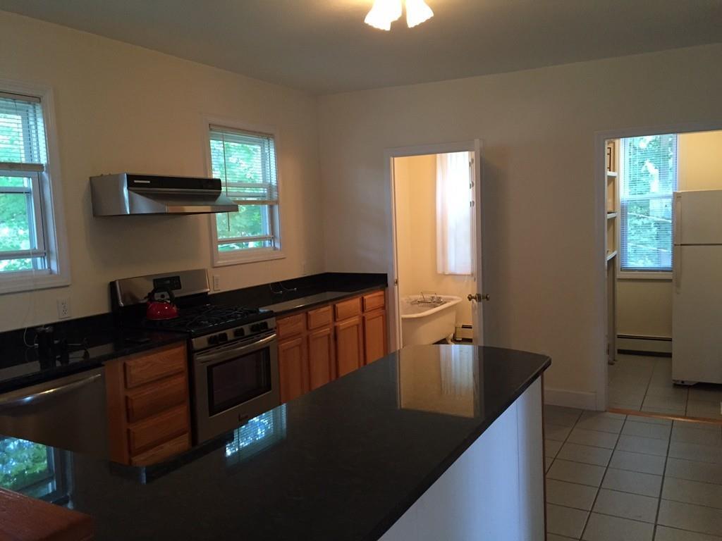 7 Chapman Ave - Photo 1