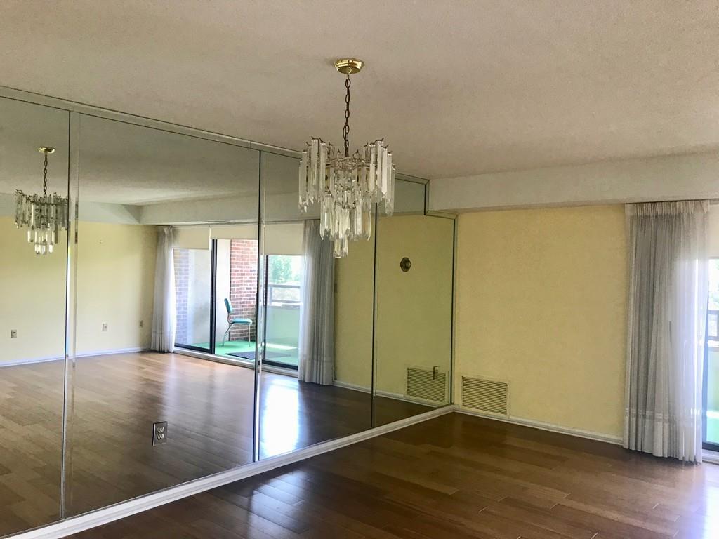 402 Paradise Road - Photo 1