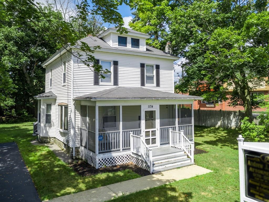 1174 Mammoth Rd - Photo 1
