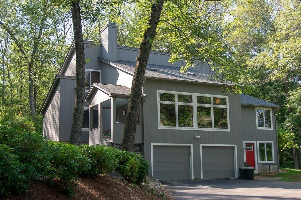 461 Leicester St - Photo 1