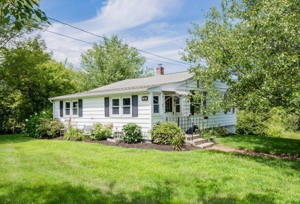 142 W Main St - Photo 1