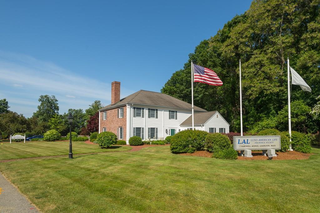7 Hartwell Ave - Photo 1