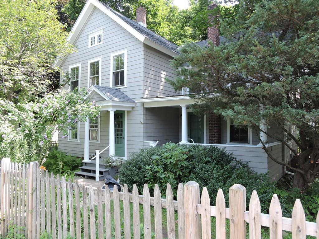 100 Riverside Dr - Photo 1