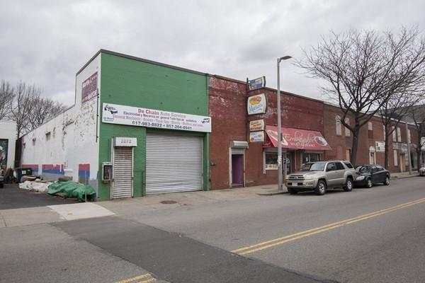 3371-3375 Washington St - Photo 1