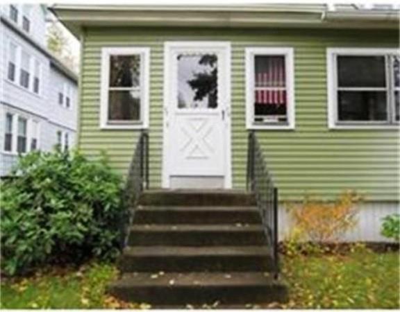 77 Silver St - Photo 1