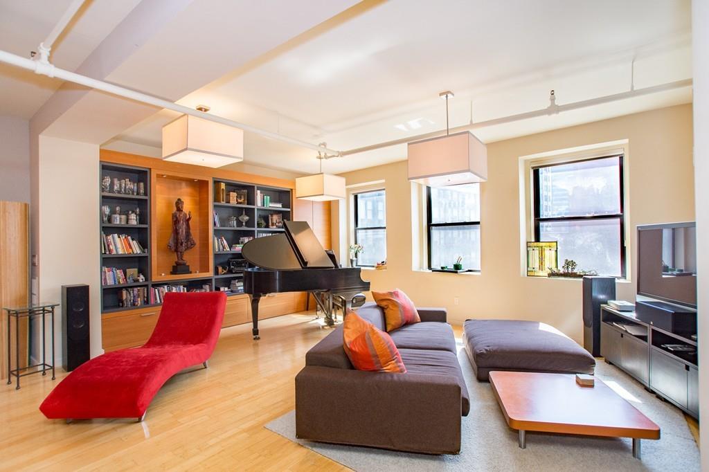 453 Washington Street - Photo 1
