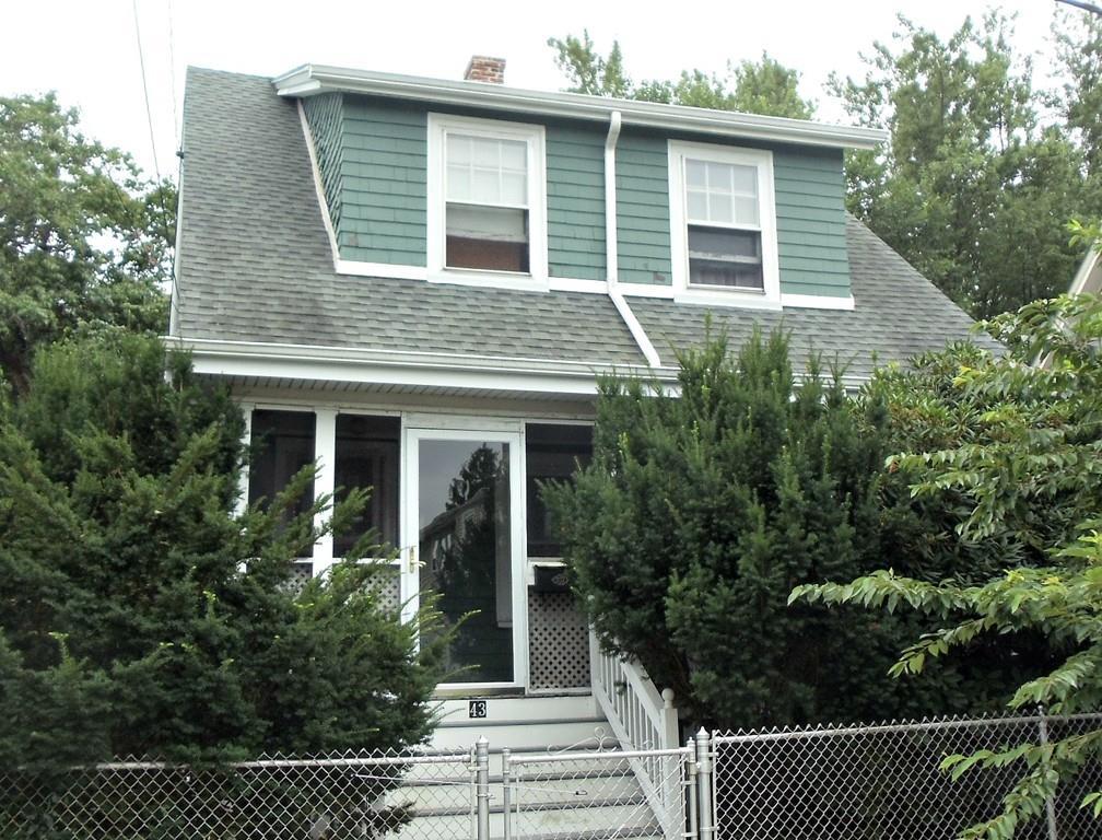 43 Woodrow Ave - Photo 1