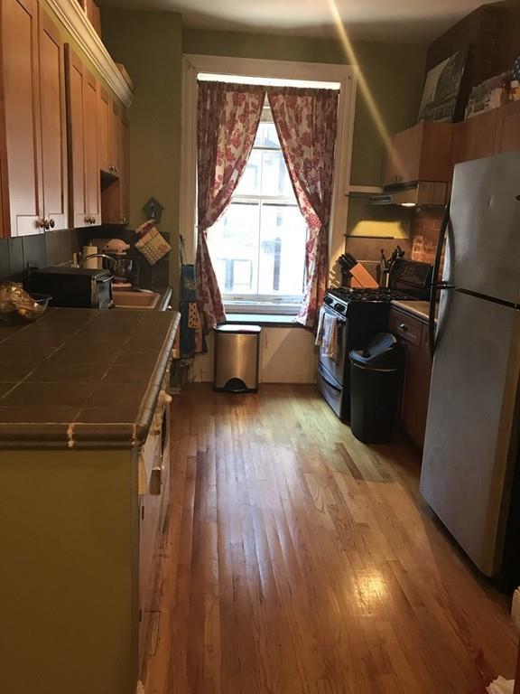 295 Beacon St - Photo 1