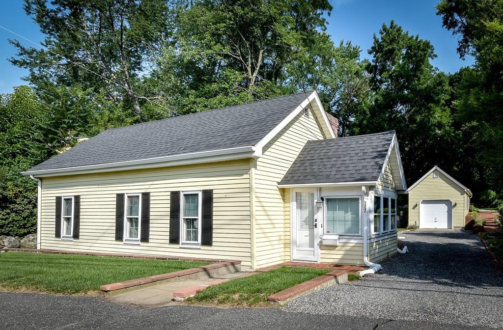 127 Hartford Street - Photo 1