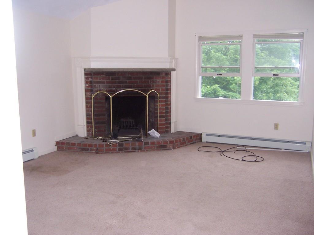 10 Anderson Street - Photo 1