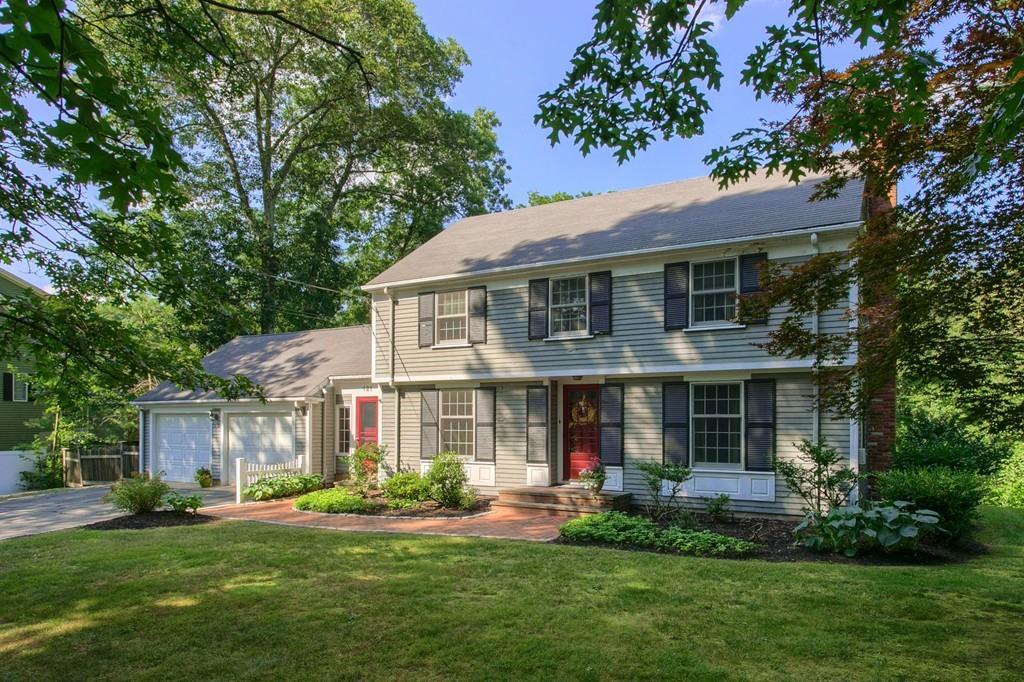 121 Daniels - Photo 1