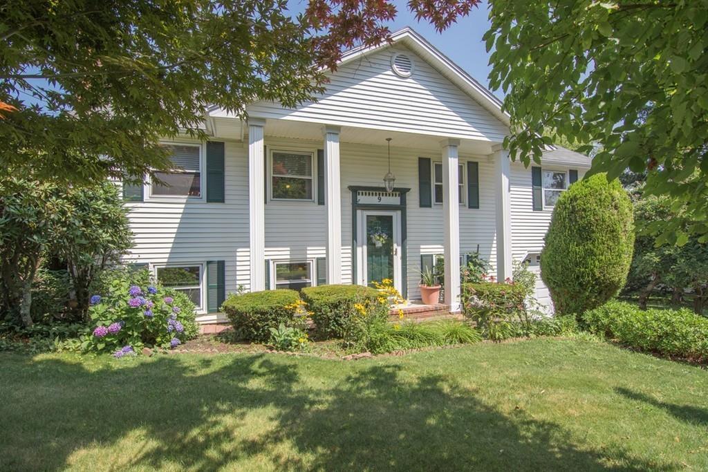 9 Hickory Ln - Photo 1