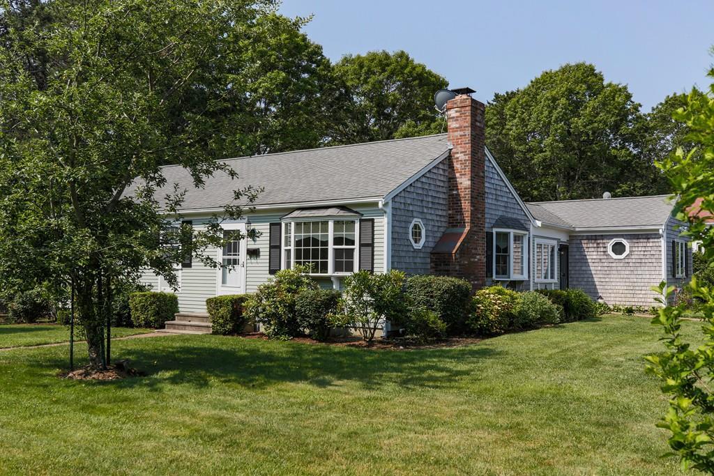 101 Phyllis Street - Photo 1