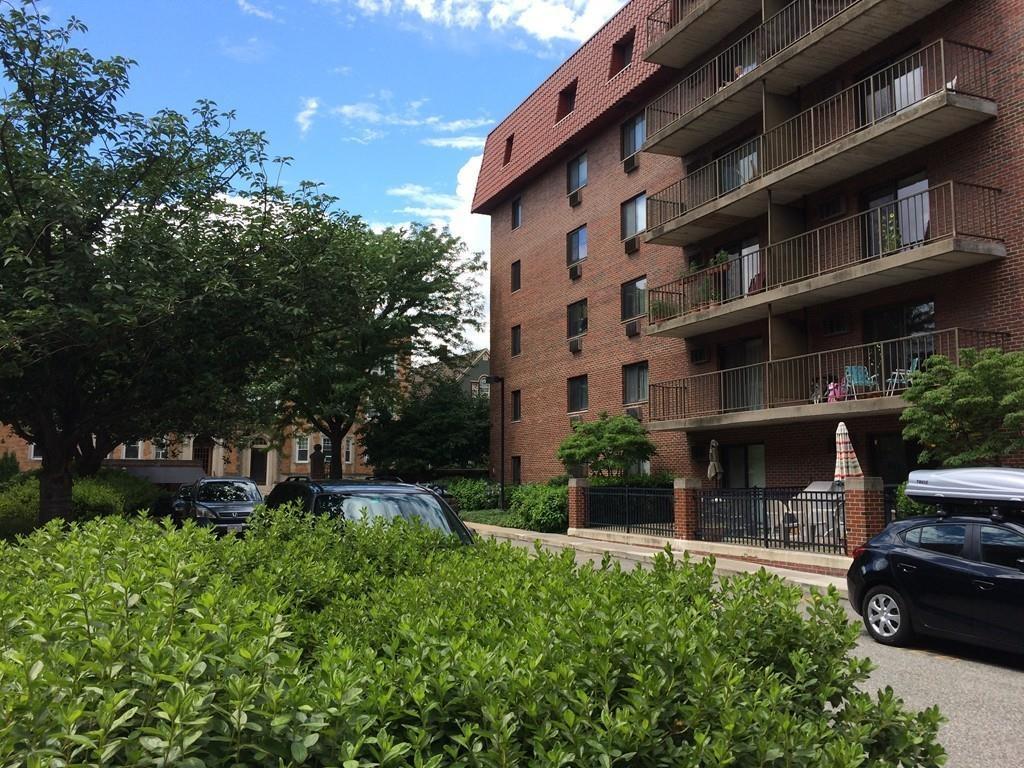 135 Pleasant St - Photo 1