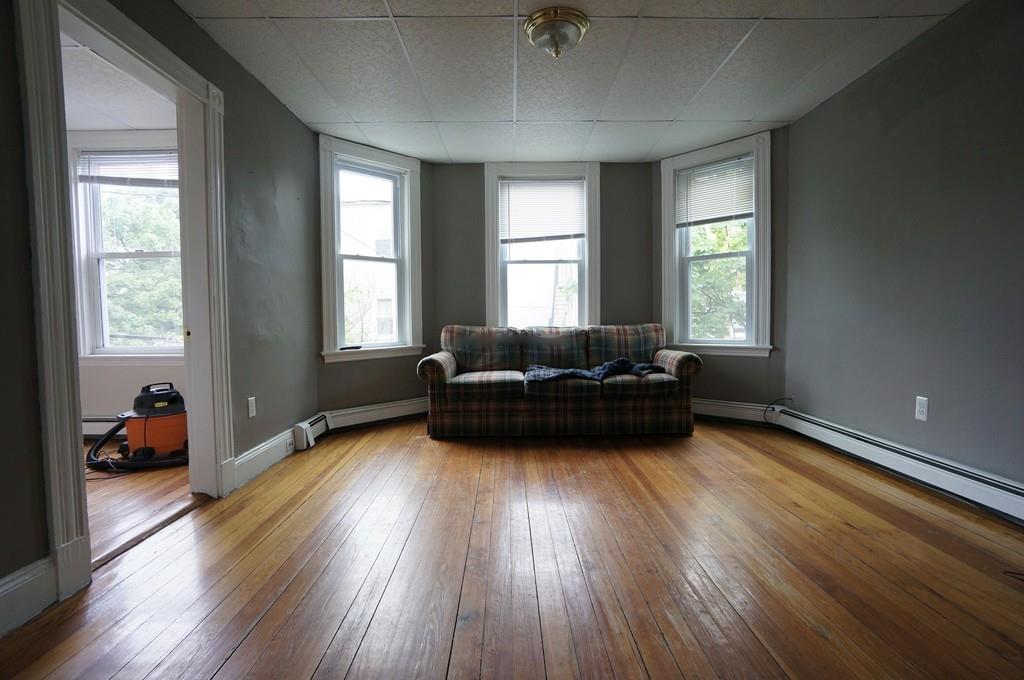 28 Plymouth Street - Photo 1