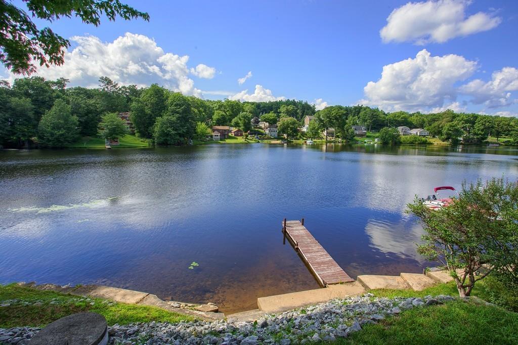 37 Lake Drive, East - Photo 1