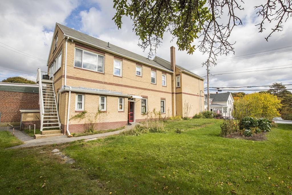231-233 Pleasant - Photo 1
