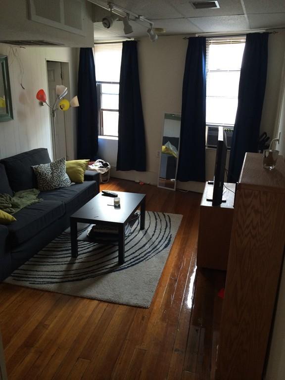 11 Charter Street - Photo 1