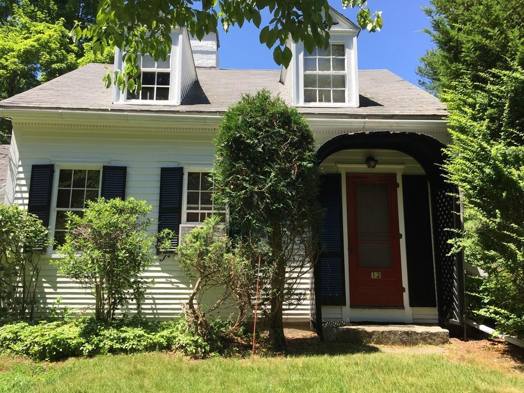 12 Kelley Blvd - Photo 1