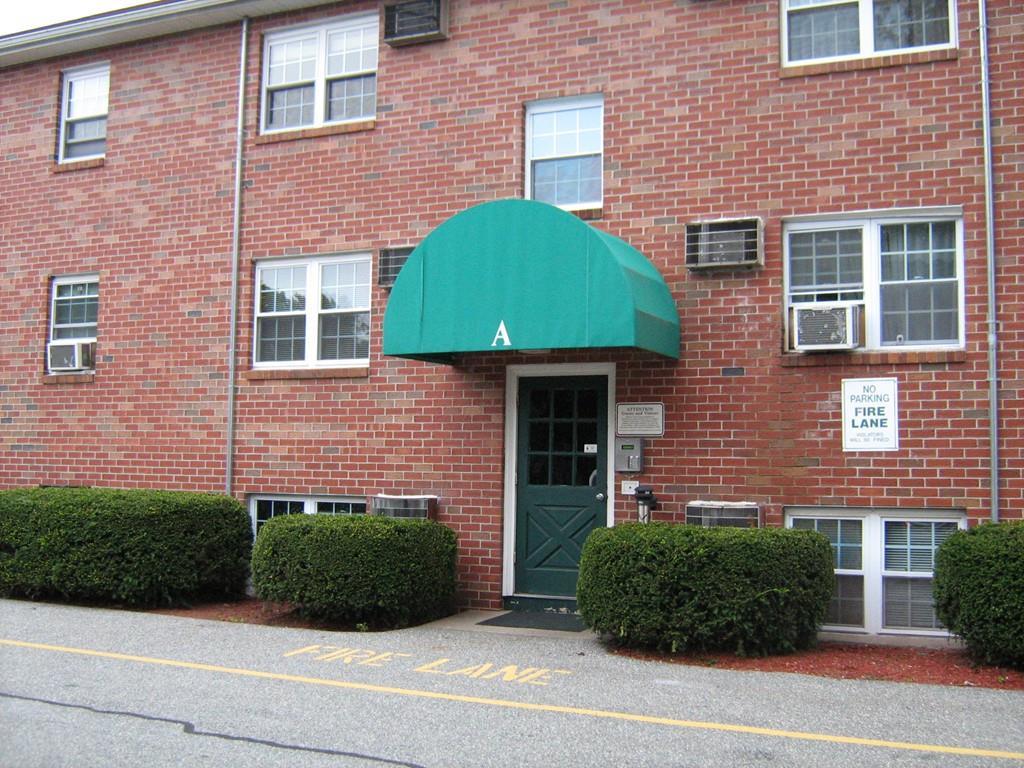 1241 Elm St - Photo 1