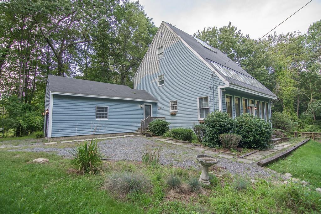 6 Guilford Ave - Photo 1
