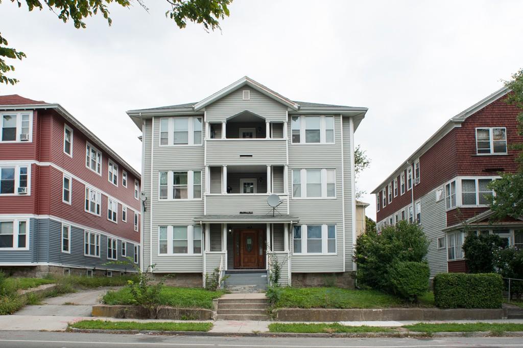 143 Providence St - Photo 1