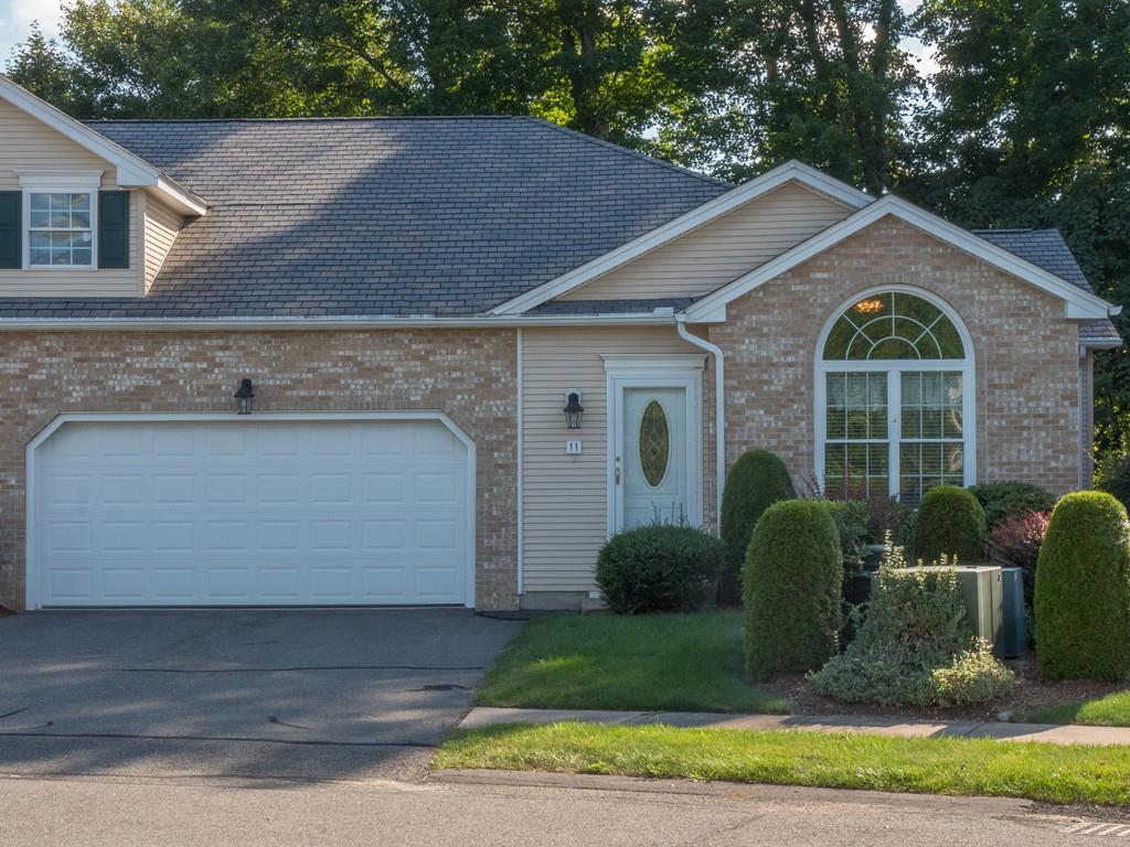11 Wynnfield Cir - Photo 1