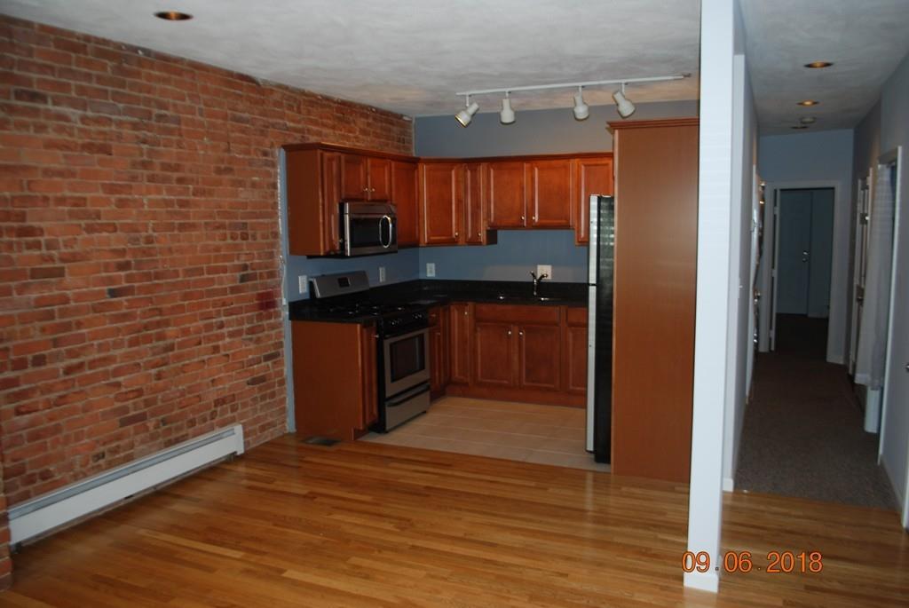 88 Mount Vernon St - Photo 1
