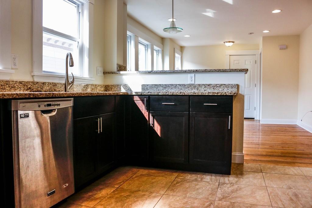 742 Washington St - Photo 1