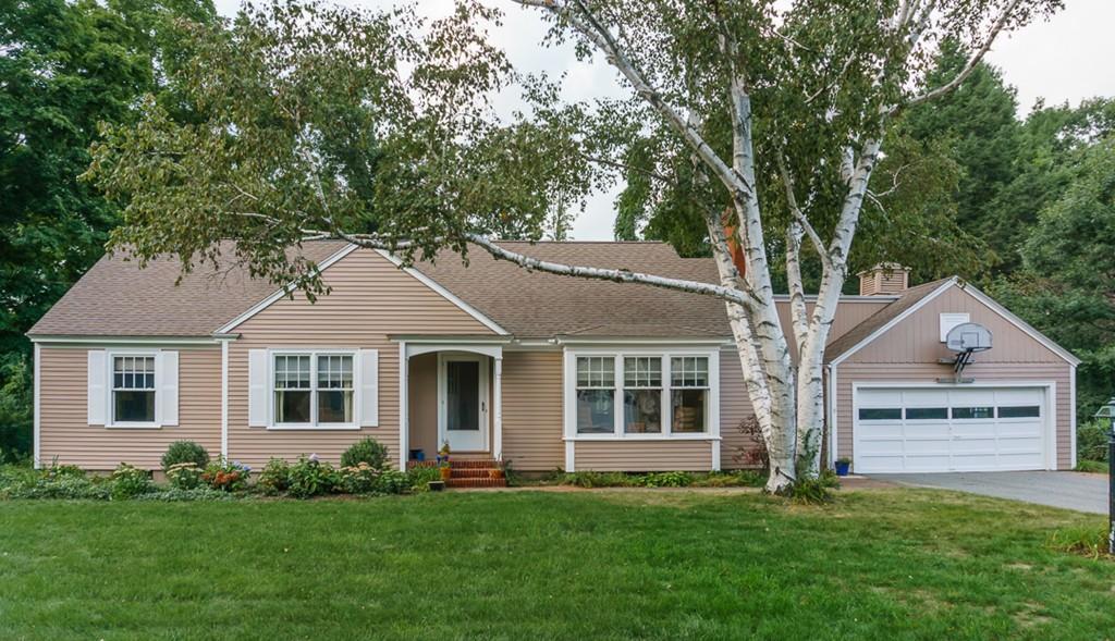 9 Forbes Ln - Photo 1