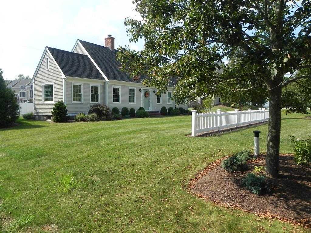 593 Washington Street - Photo 1