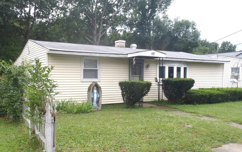 49 Mohegan Ave - Photo 1