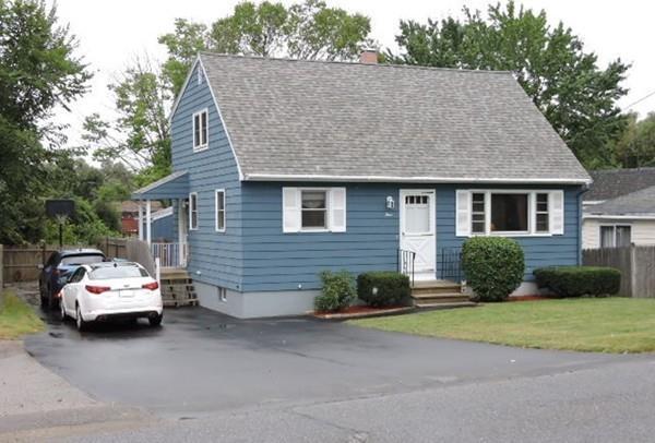 4 Lake Street - Photo 1