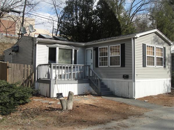 8 Mustang Ave - Photo 1