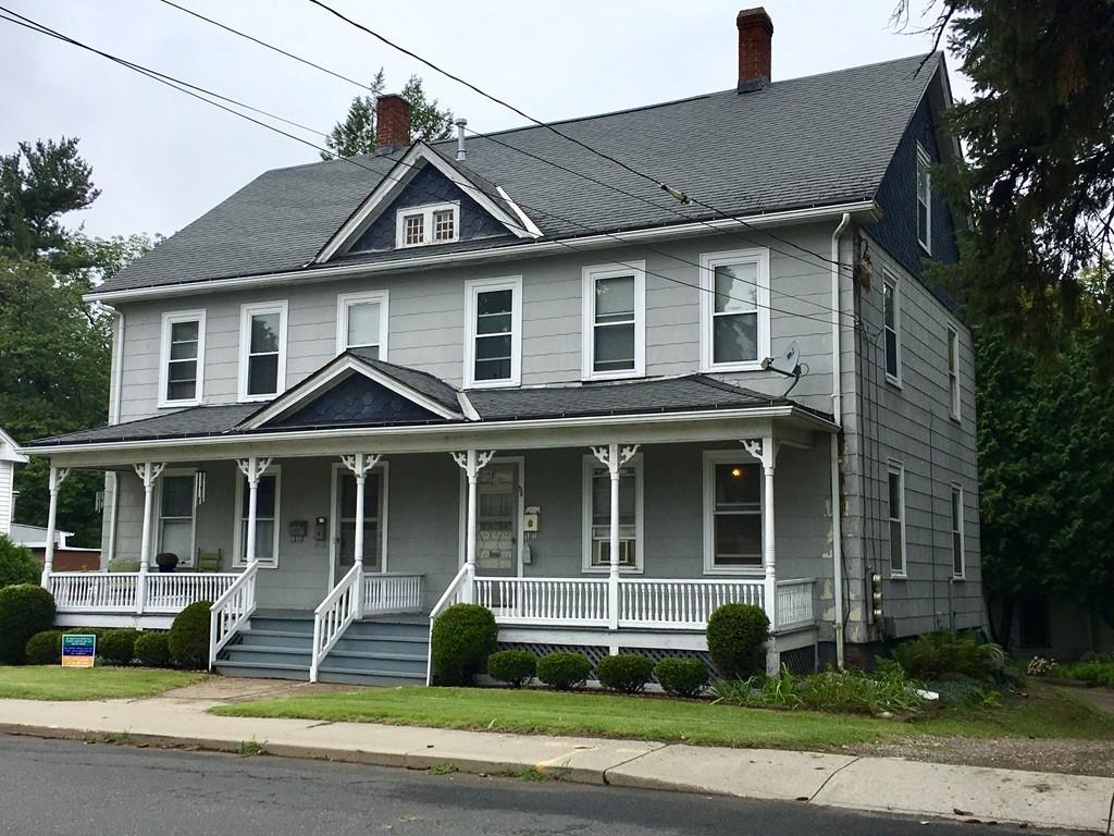33-35 Everett St - Photo 1