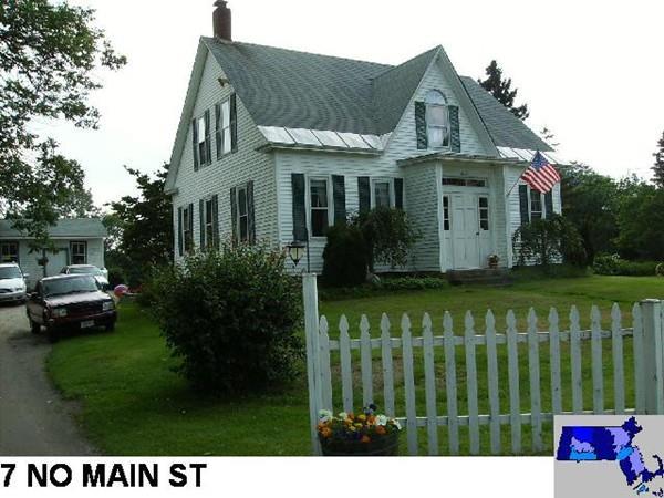 7 N Main St - Photo 1