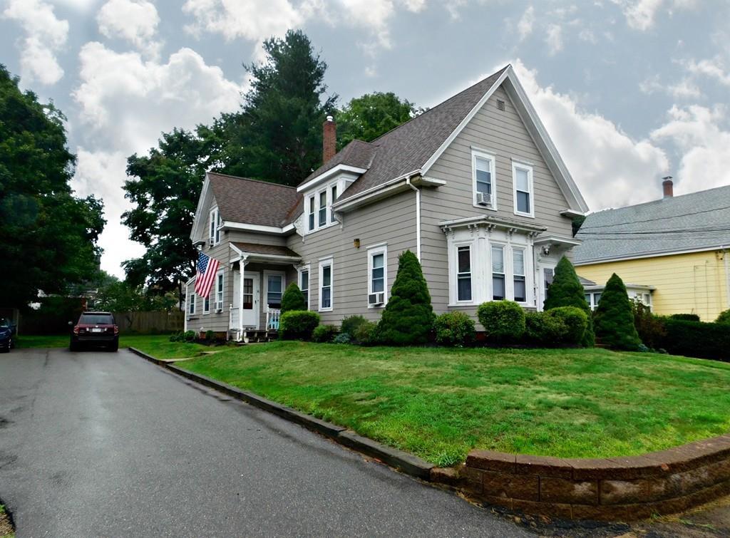 40 Chestnut St - Photo 1