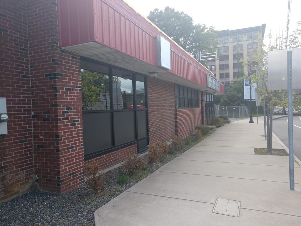127 Centre St - Photo 1