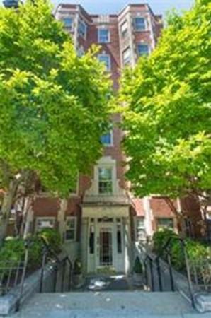 92 Beacon St - Photo 1