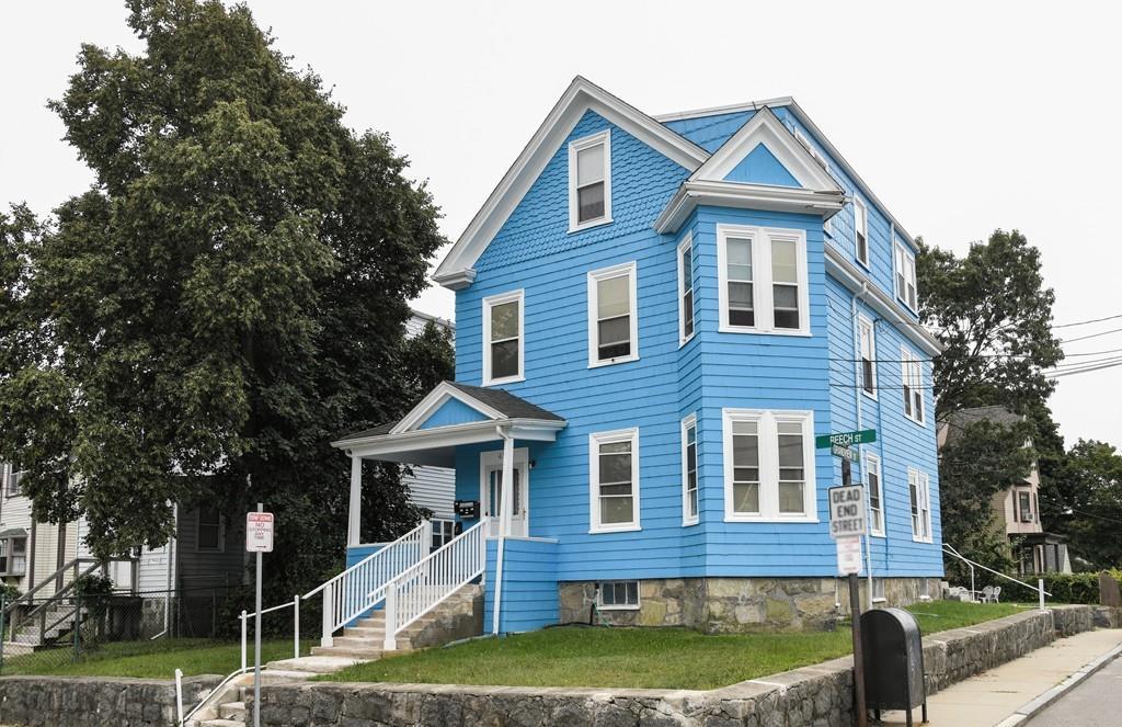 471 Beech St - Photo 1